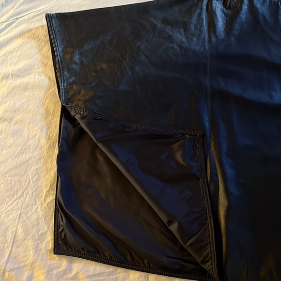 Leather Poncho Cape Black Oversized - Picture 6 of 11